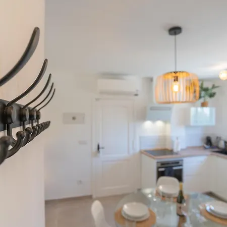 아파트 Retiro Sol - El Patio Block 3 1 *